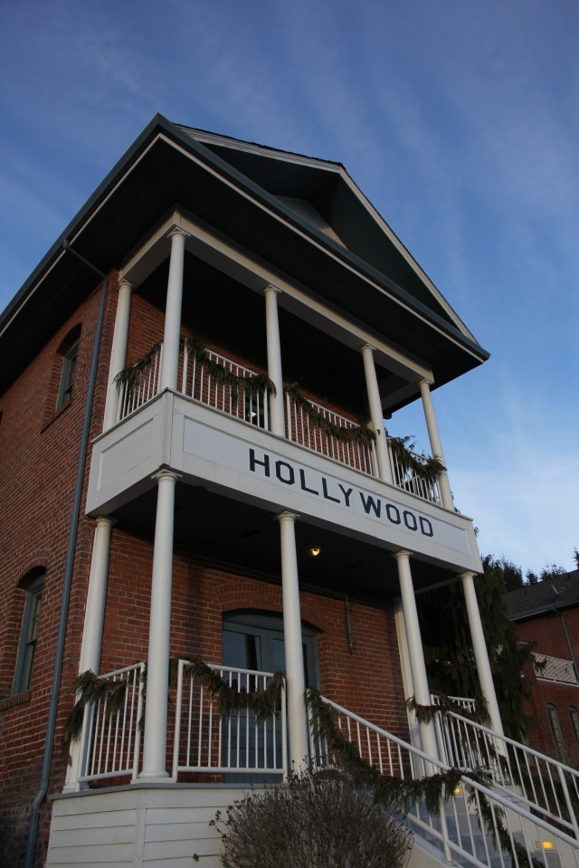 Hollywood Schoolhouse